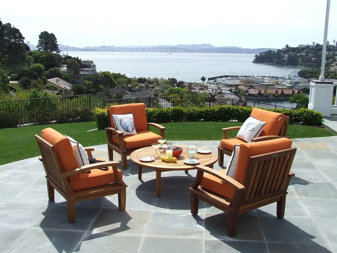 Garten Lounge Set mit Esstisch: Komfort & Genuss