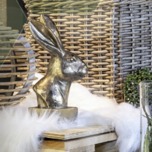 Hasenbüste Poly Gold auf Sockel