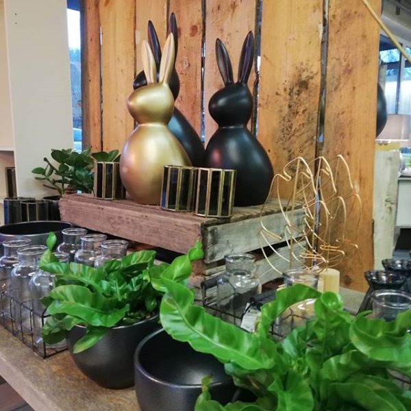 Keramik Hase stehend schwarz matt